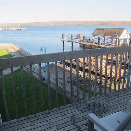 Shoreline Suites Digby Eksteriør billede
