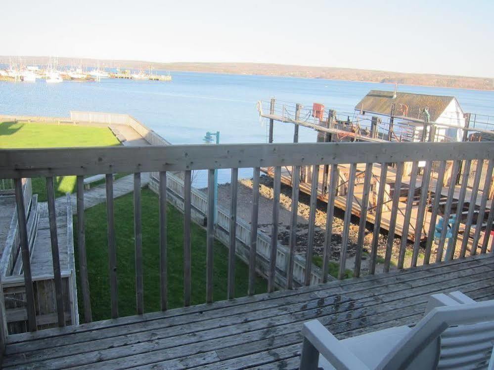 Shoreline Suites Digby Eksteriør billede